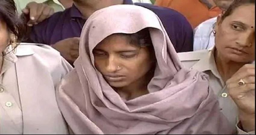 UP: आजादी के बाद देश में पहली बार मिलेगी किसी महिला को फांसी की सजा, मथुरा में चल रही तैयारियां UP: आजादी के बाद देश में पहली बार मिलेगी किसी महिला को फांसी की सजा, मथुरा में चल रही तैयारियां
